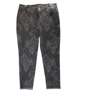 Chico‘s Woman’s Girlfriend Slim Leg Ankle 1.5 Black/White Print Floral Raw Hem